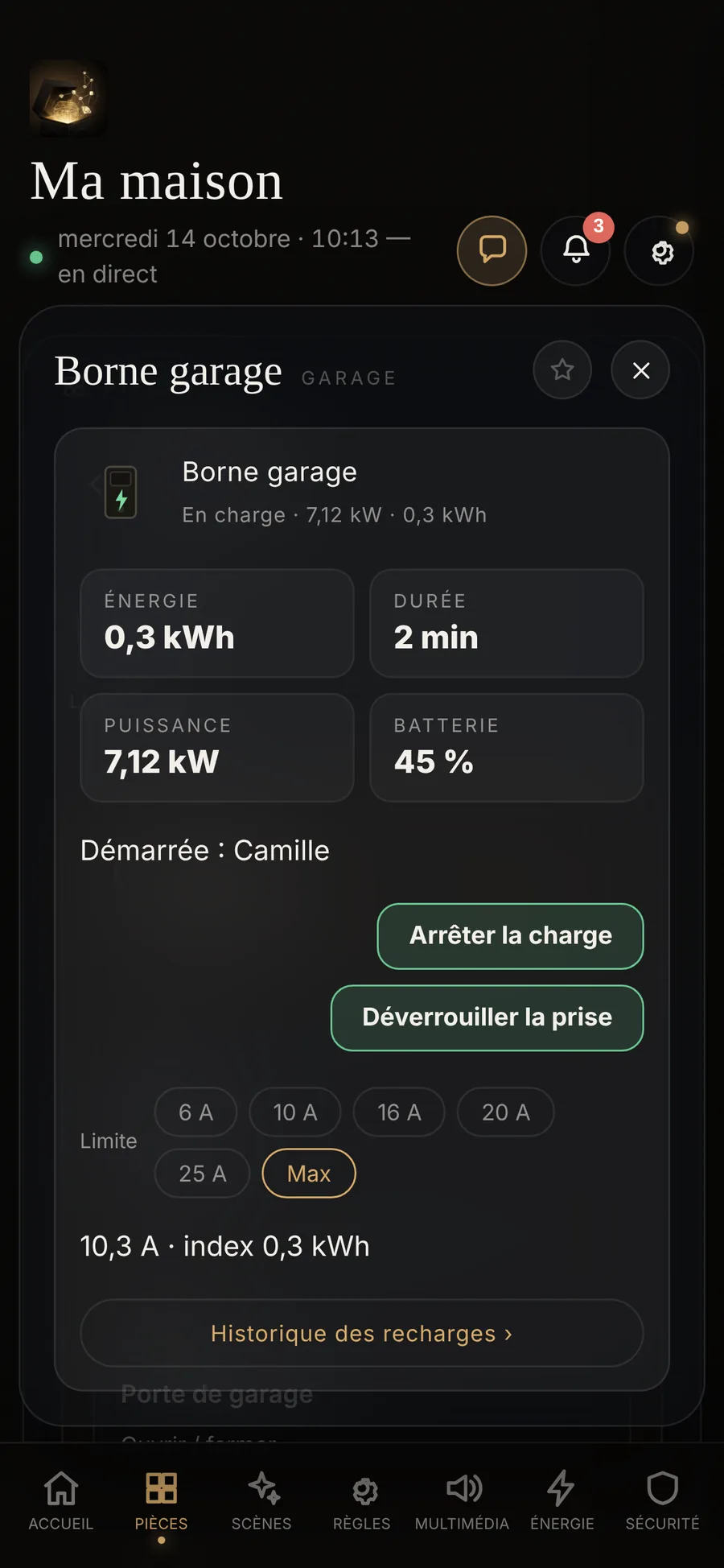 La fiche de la borne du garage dans l'application : en charge pour Camille, la puissance, l'énergie, arrêter, déverrouiller, limiter le courant